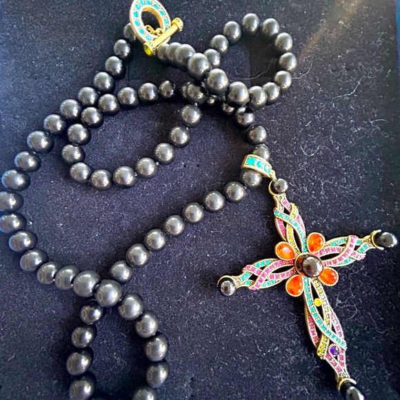Heidi Daus Black and Orange Crystal Cross Toggle Necklace *NWT ~ Still in Box* - Picture 4 of 5
